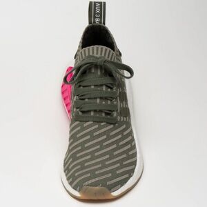 Adidas worn once Green and Pink Women's Sneakers size 8.5